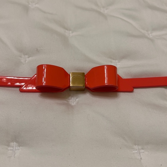 WHITE HOUSE BLACK MARKET Floral, Halter Top, Size 4 with Coral Skinny Belt - Picture 11 of 13